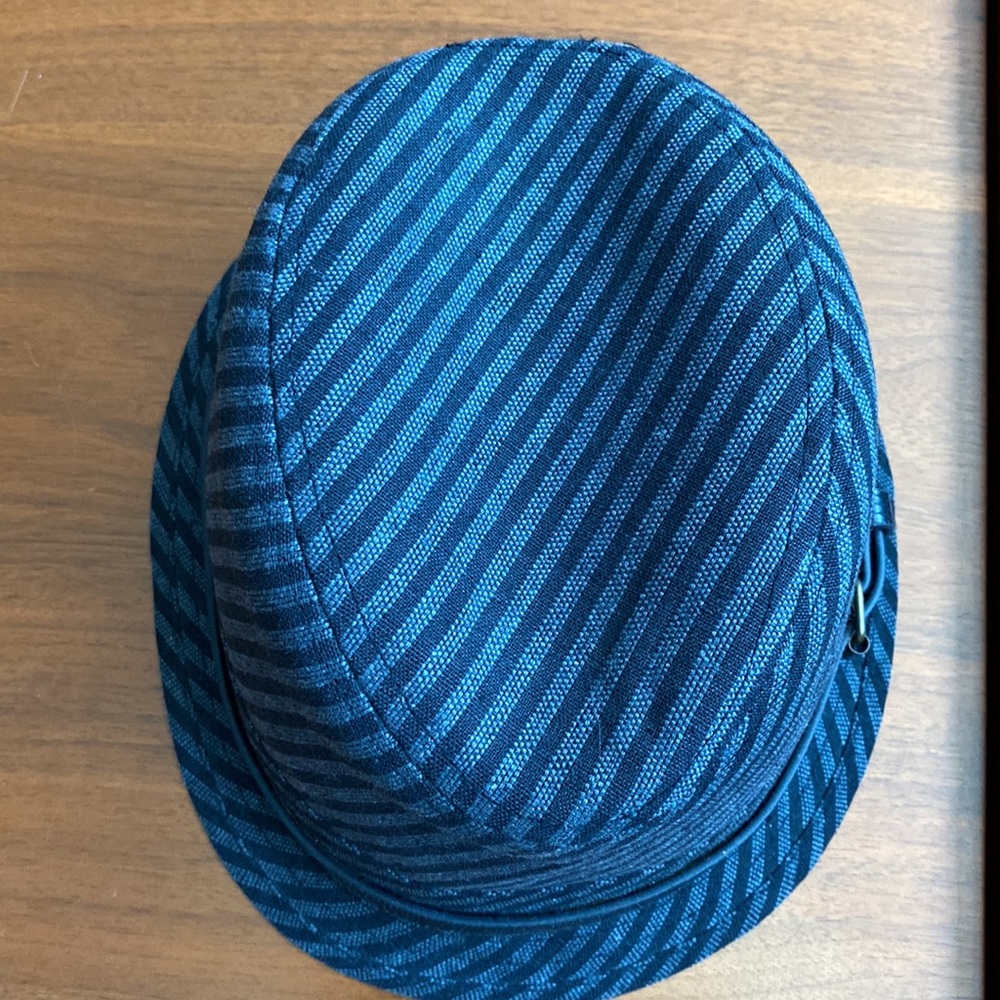 BDG hat - Picture 3 of 4